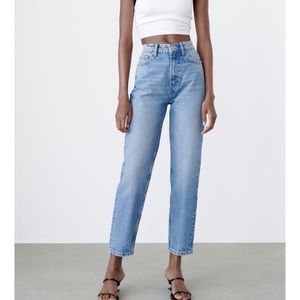 BRAND NEW ZARA MOM JEANS!